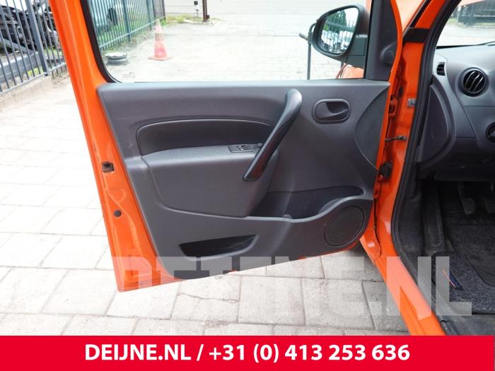 Mercedes Citan Türverkleidung 2-türig links O312671