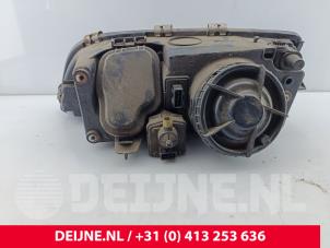 Volvo V70 Scheinwerfer rechts O312540 foto 2
