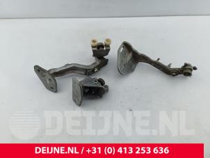Iveco New Daily Schuifdeurrol rechts O312741 foto 2