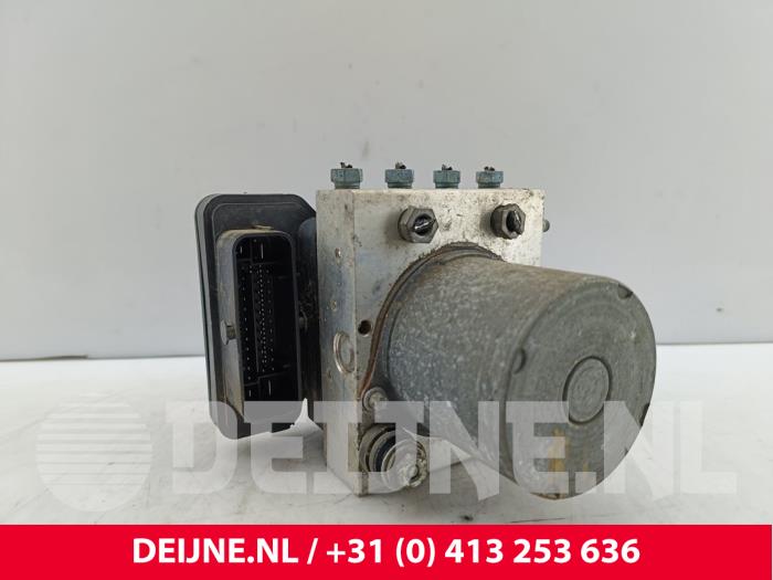 Mercedes Vito ABS Pumpe O312771