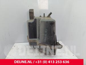 Mercedes Sprinter Adblue tank O313078 foto 2