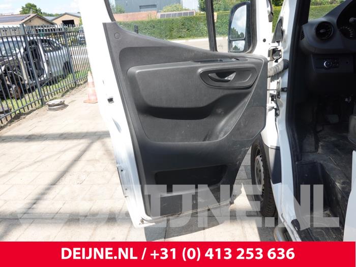 Mercedes Sprinter Portierbekleding 2Deurs links O313142