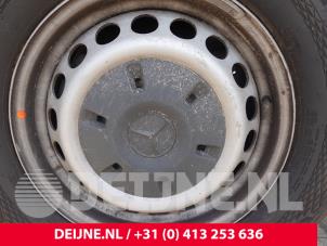 Mercedes Sprinter Wheel cover (spare) O313194 photo 2