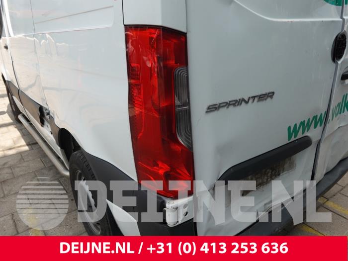 Mercedes Sprinter Taillight, left O313203