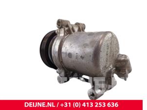 Peugeot Expert Air conditioning pump O313231 photo 2