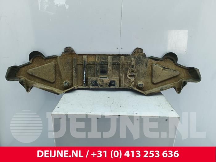 Volvo C40 Beschermplaat bodem O313341