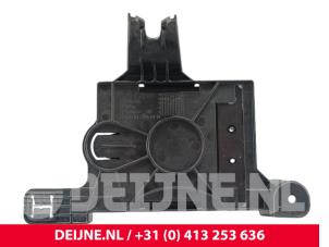 Volvo C40 Module tailgate motor O313556 photo 3