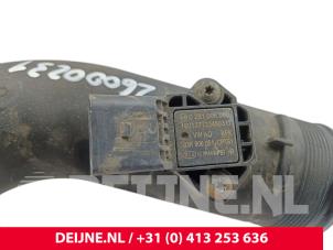 Volkswagen Crafter Intercooler Rohr O313646 foto 3