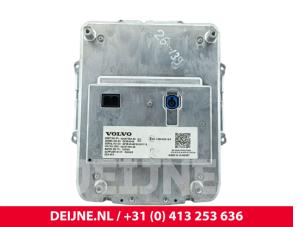 Volvo XC60 Display Multi Media regelunit O313835 foto 2
