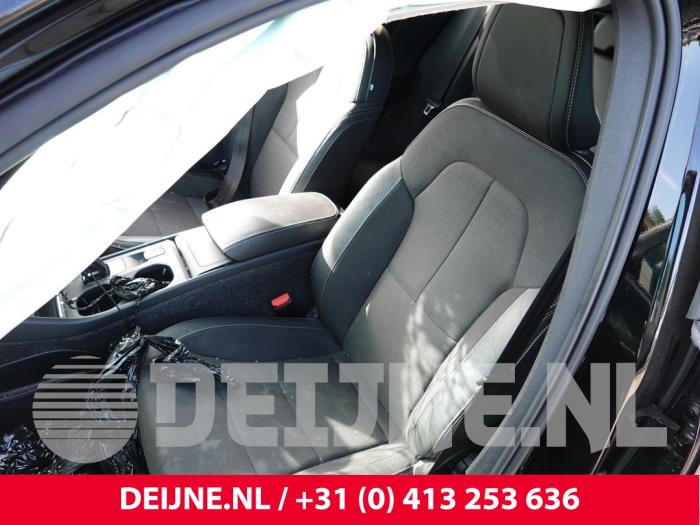 Volvo XC40 Sitz links O313955
