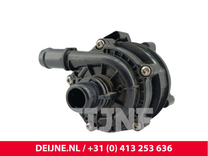 Volvo XC40 Additional water pump O313969