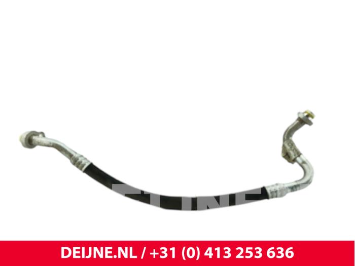 Lynk & Co 01 Airco Leiding O313971