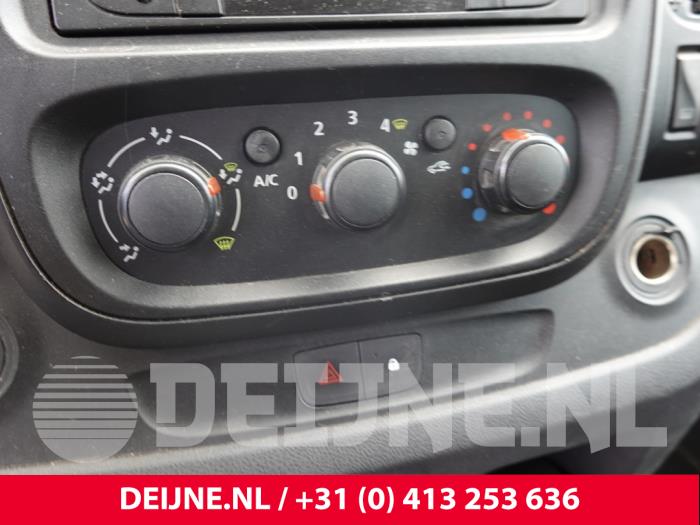 Opel Vivaro Kachel Bedieningspaneel O314052