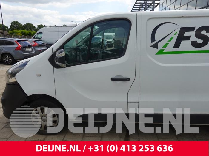 Opel Vivaro Portier 2Deurs links O314067