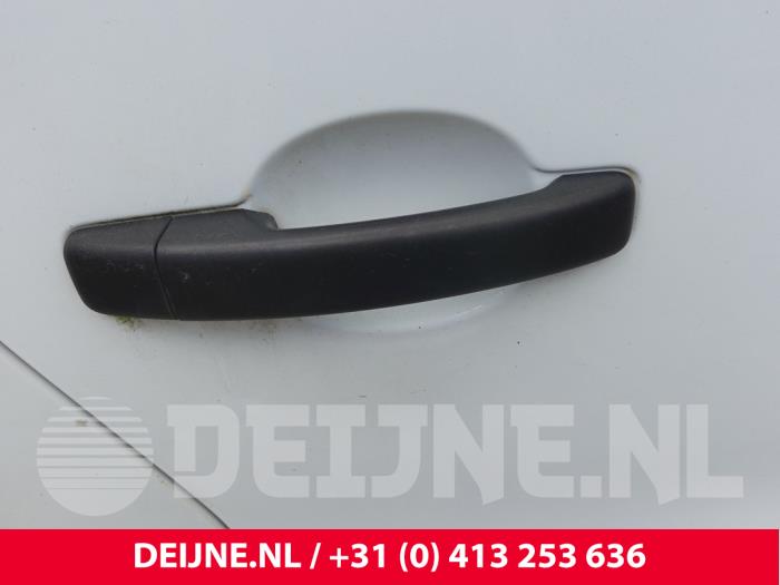Opel Vivaro Portiergreep 2Deurs rechts O314146