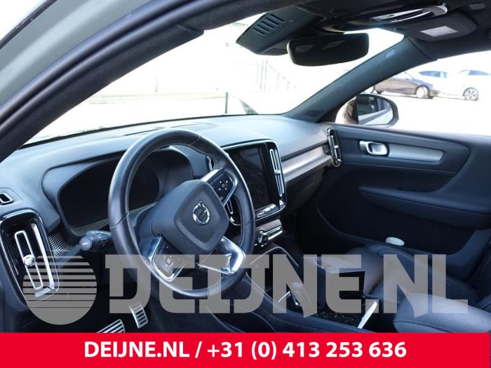 Volvo XC40 A-stijl Afdekkap rechts O314284