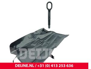 Volkswagen ID. Buzz Cargo Abschleppöse vorne O314253 foto 2
