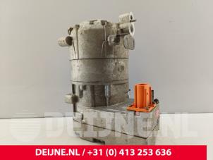 Volkswagen ID. Buzz Cargo Air conditioning pump O314527 photo 2