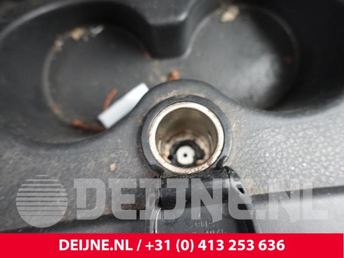 Dacia Dokker 12 Volt aansluiting O314557