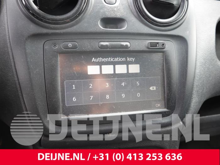 Dacia Dokker Displays Multi Media Anzeige O314585