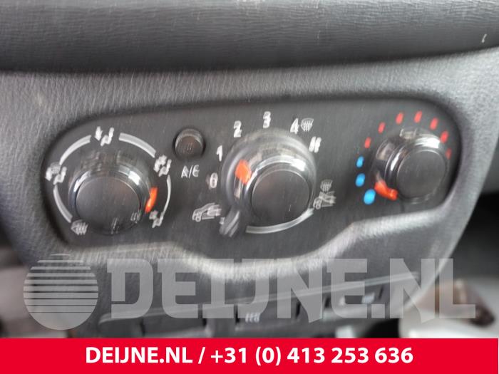Dacia Dokker Heizung Bedienpaneel O314597