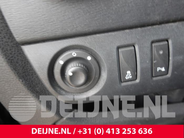 Dacia Dokker Spiegel Schalter O314633