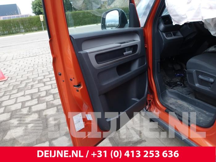 Volkswagen ID. Buzz Cargo Voorinstap links O314722