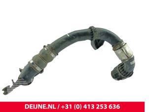 Renault Trafic Intercooler Rohr O314868 foto 2