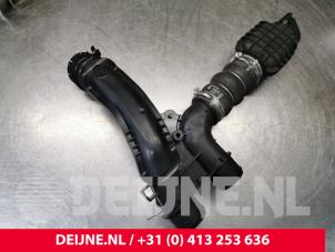Peugeot Expert Intercooler Rohr O314887 foto 3