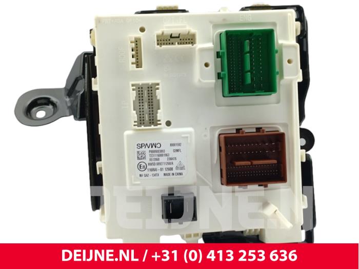 Gebruikte Module Bodycontrol Volvo EX30 Single Motor Prijs € 272,25 Inclusief btw aangeboden door van Deijne Onderdelen Uden B.V.