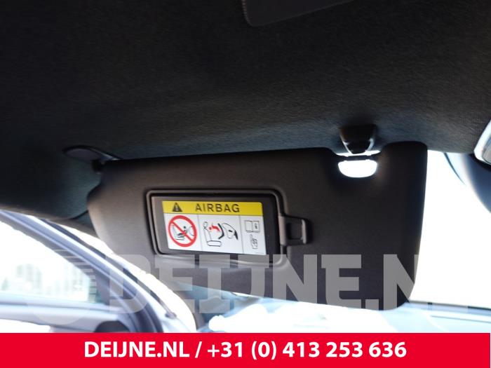 Volvo XC40 Sonnenblende O315048