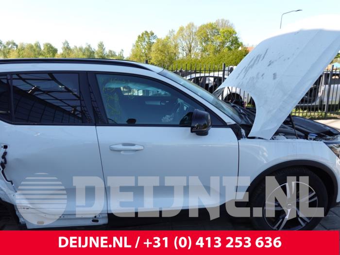 Volvo XC40 Tür 4-türig rechts vorne O315007