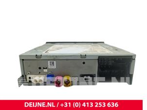 Volkswagen Crafter Navigation module O315072 photo 3