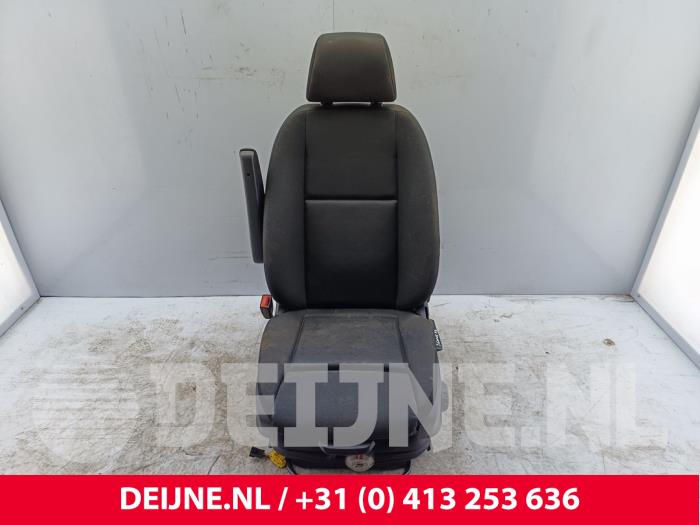Mercedes Sprinter Sitz links O315167