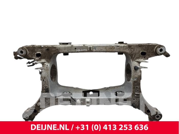 Gebruikte Subframe Volvo XC40 (XZ) Recharge Twin 78 kWh Prijs € 300,00 Margeregeling aangeboden door van Deijne Onderdelen Uden B.V.