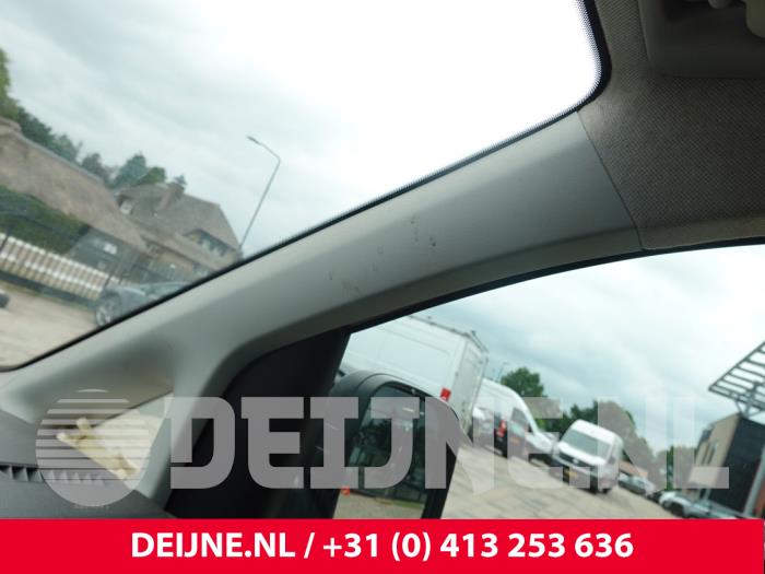 Volkswagen Caddy A-stijl Afdekkap rechts O315229
