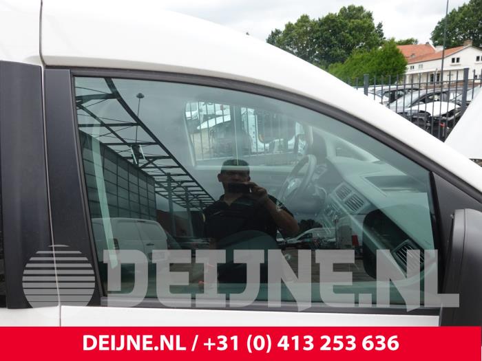 Volkswagen Caddy Türscheibe 2-türig rechts O315325
