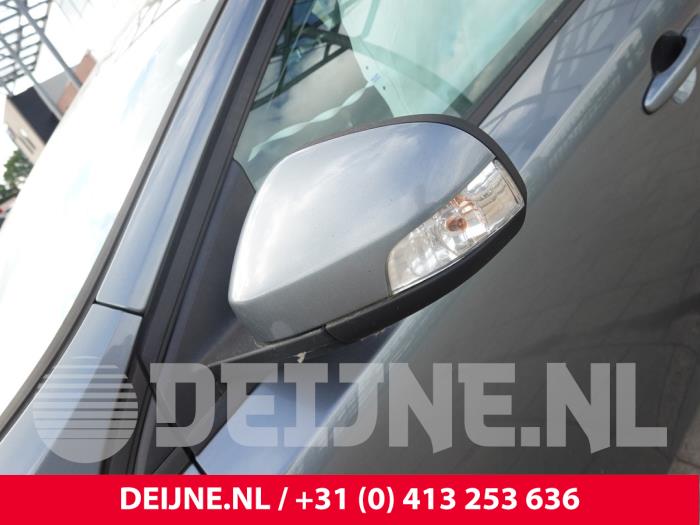 Volvo V40 Buitenspiegel links O315378