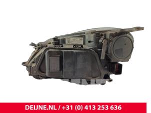 Volvo V40 Koplamp rechts O315418 foto 3