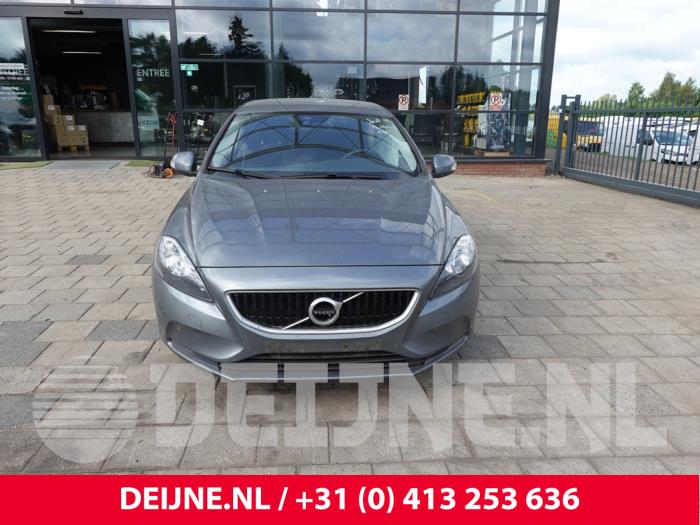Volvo V40 Motorkap O315426
