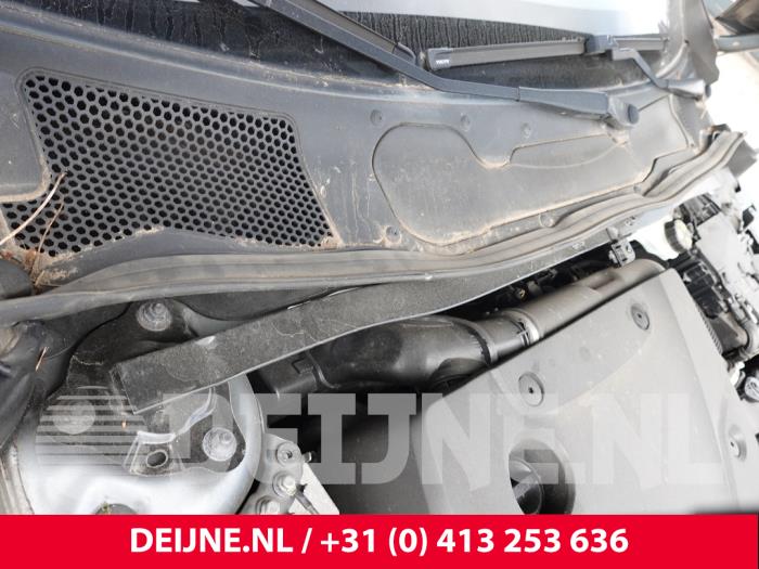 Volvo V40 Paravent O315430