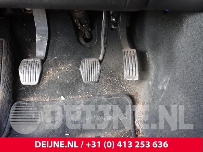 Volvo V40 Bremspedal O315449