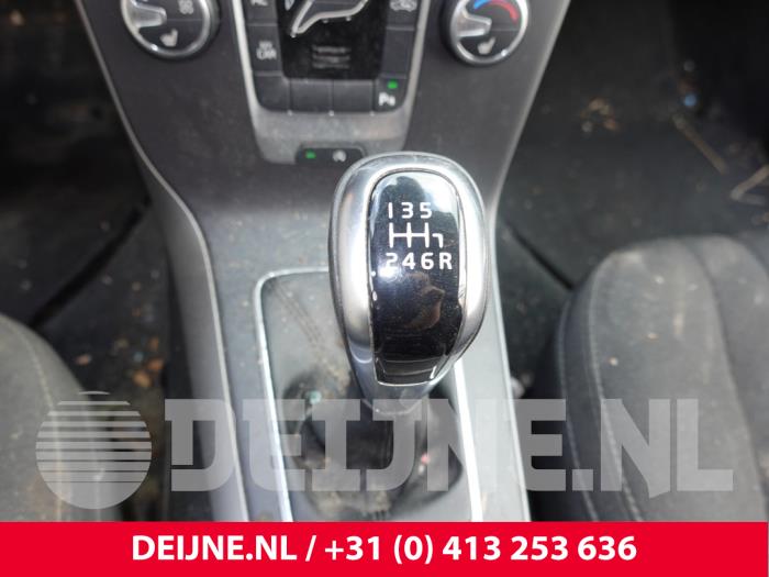 Volvo V40 Schaltung O315470