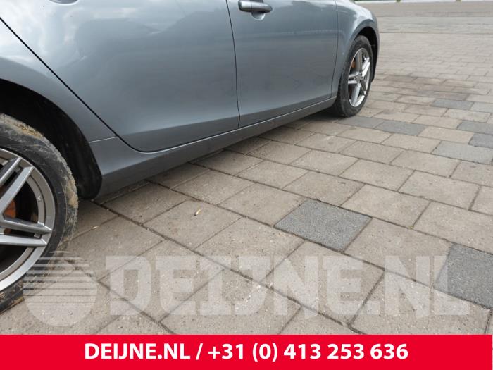 Volvo V40 Zijskirt rechts O315473