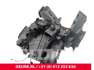 Volkswagen ID. Buzz Cargo Heater housing O315614 photo 2
