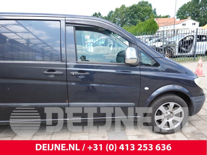 Mercedes Vito Tür 2-türig rechts O315565