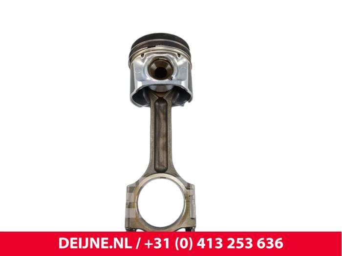 Gebruikte Zuiger Renault Master III (FV) 2.3 dCi 125 16V FWD Prijs € 121,00 Inclusief btw aangeboden door van Deijne Onderdelen Uden B.V.