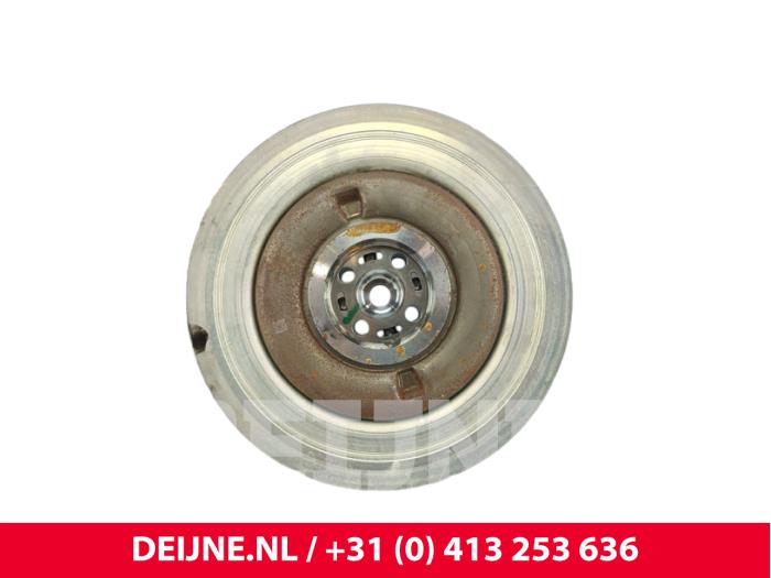 Gebruikte Poelie Krukas Volvo V60 I (FW/GW) 2.0 D4 16V Prijs € 50,00 Margeregeling aangeboden door van Deijne Onderdelen Uden B.V.