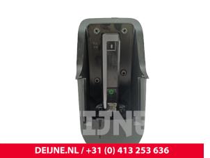 Volvo EX30 Steering column cap O315714 photo 2