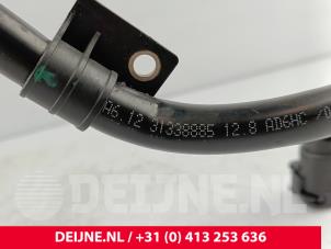 Volvo XC90 Water pipe O315717 photo 3